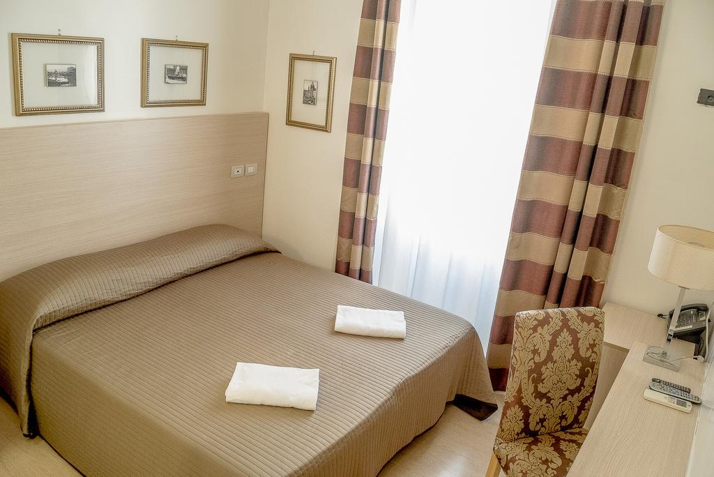 Booking House Рим Экстерьер фото