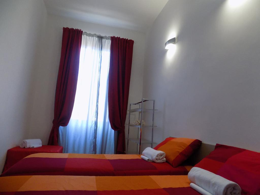 Booking House Рим Экстерьер фото