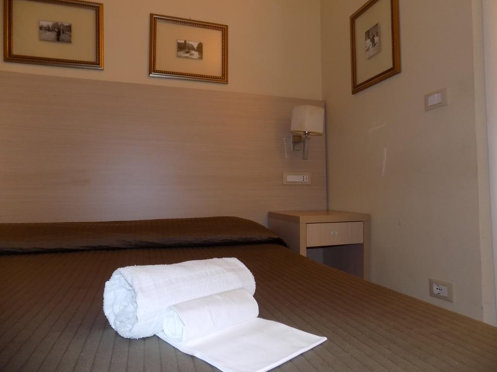 Booking House Рим Экстерьер фото