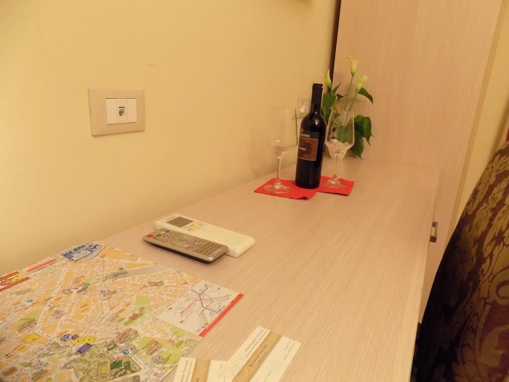Booking House Рим Экстерьер фото